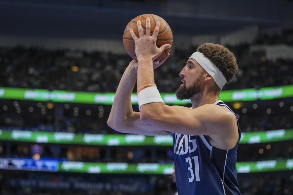 并且在进攻 并且在进攻