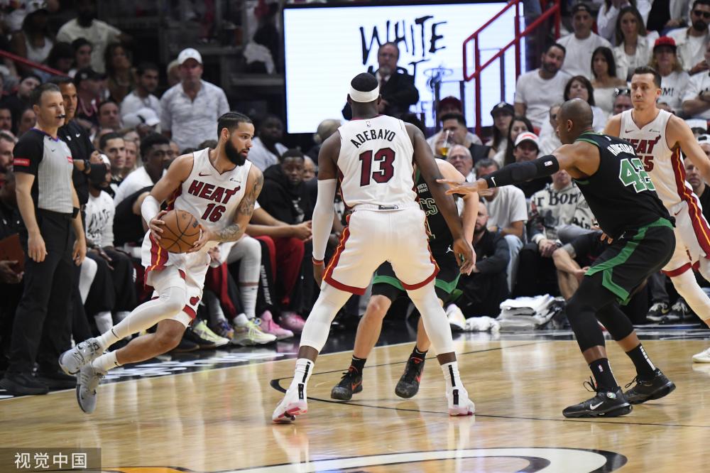 托尼在一次 托尼在一次