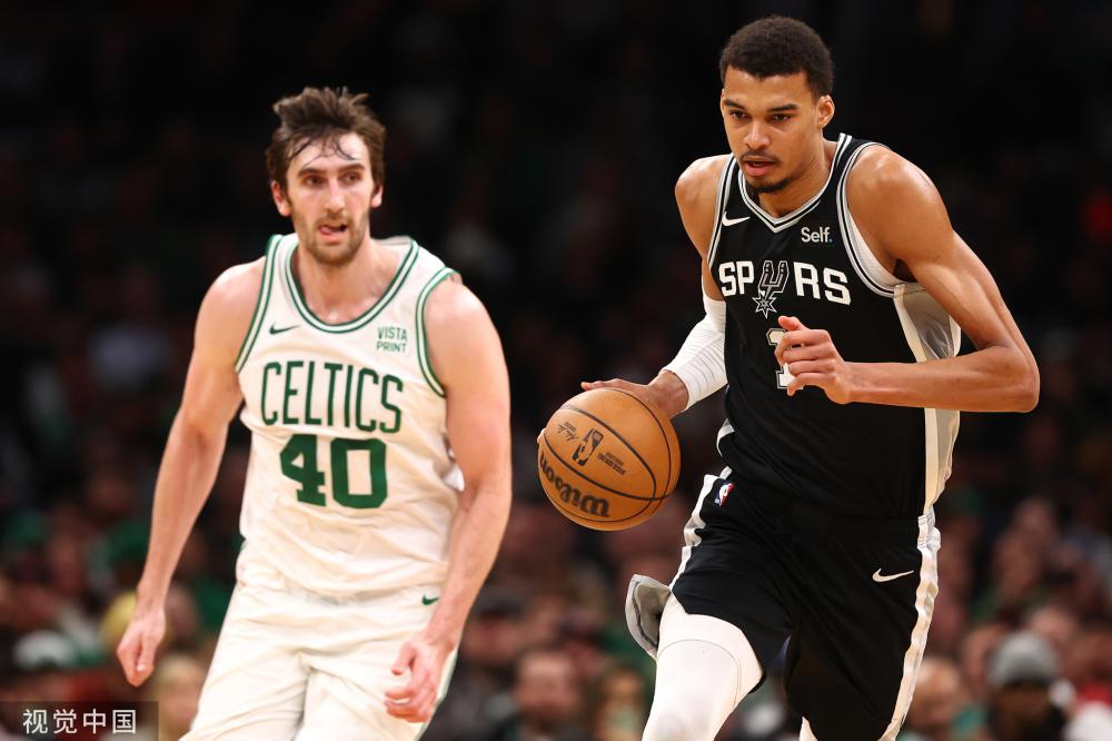 为全场焦点 为全场焦点